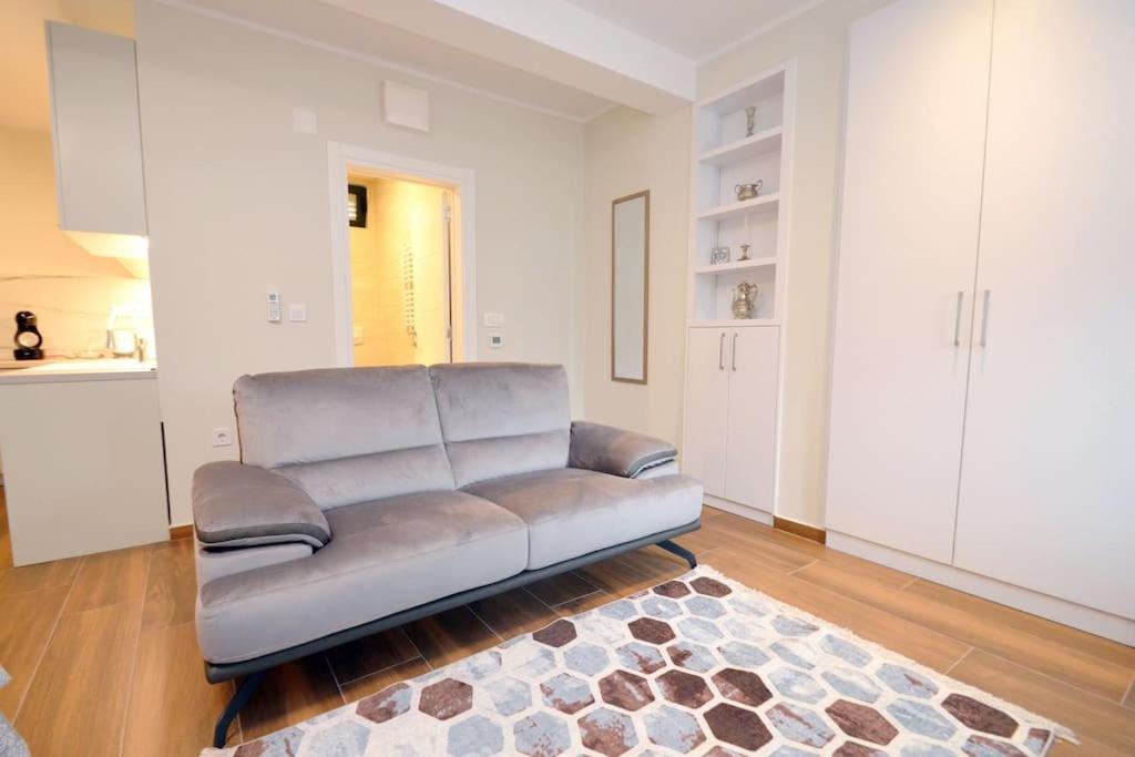 Urban Escape For Two In * Kotor